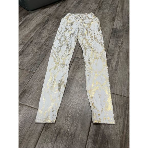 Carbon38 Metallic Snake Print Leggings Size Small - Picture 2 of 4